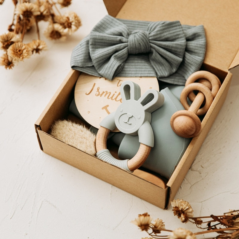 Newborn Baby Essentials Gift Set