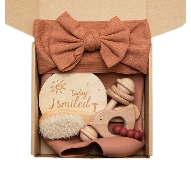 Newborn Baby Essentials Gift Set